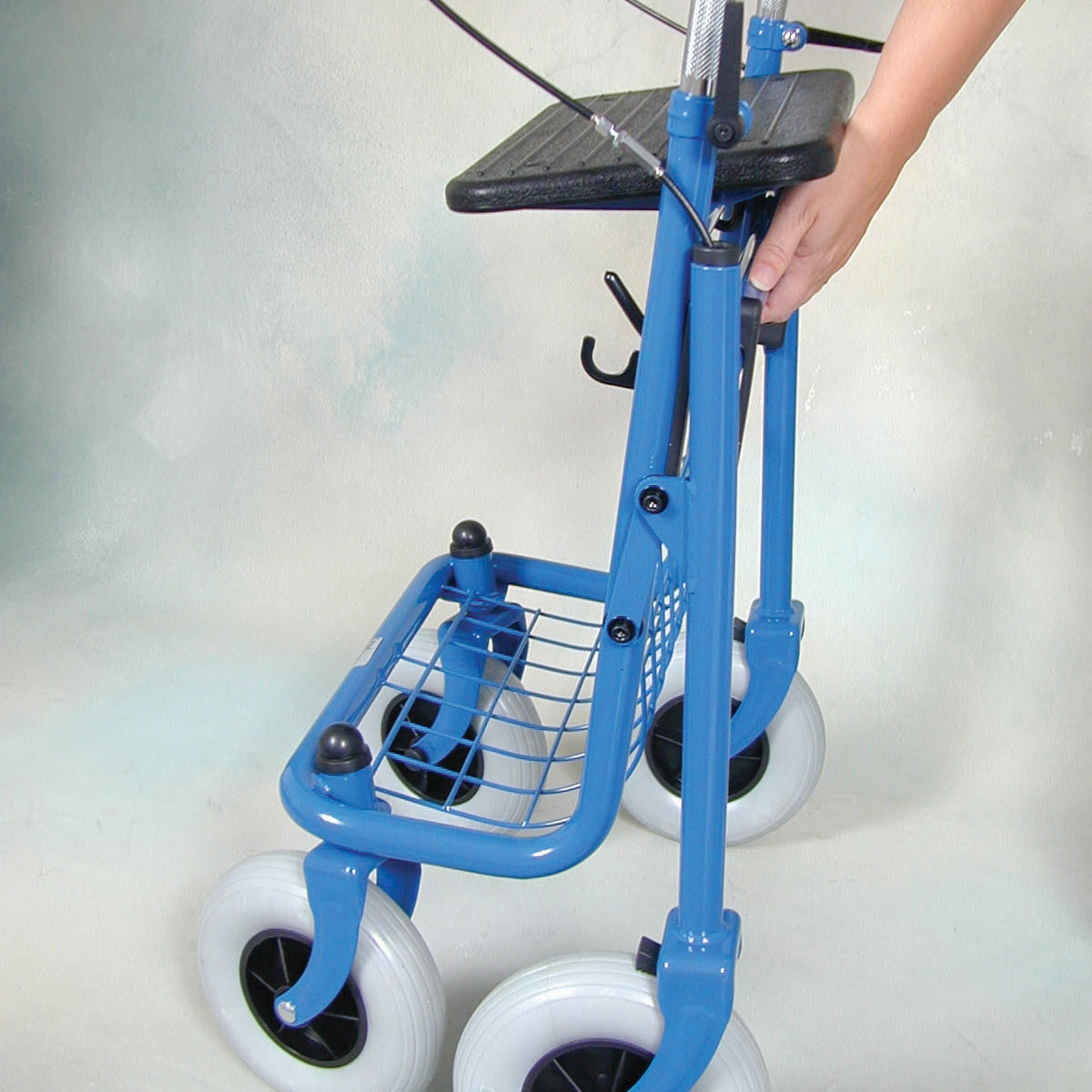 Mabis Traditional Steel Rollator